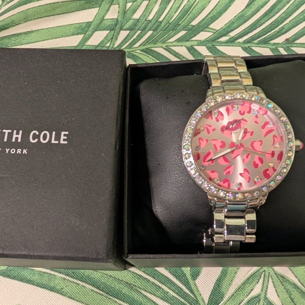 **PINK**LOVE Betsy Johnson -Kenneth. Cole Watch